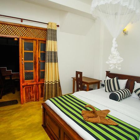 Dinaro Guest Hotel Ella Kültér fotó