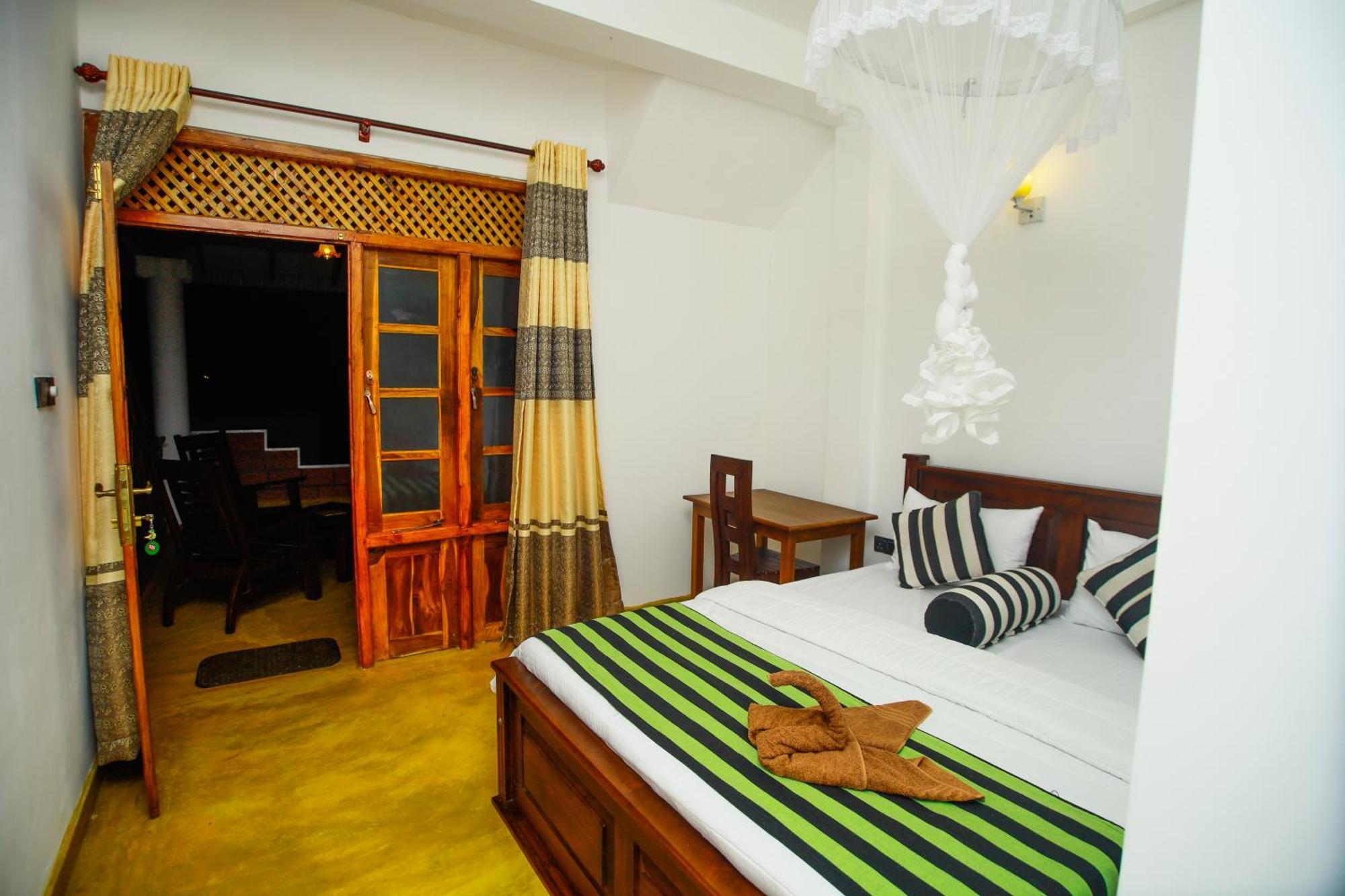 Dinaro Guest Hotel Ella Kültér fotó