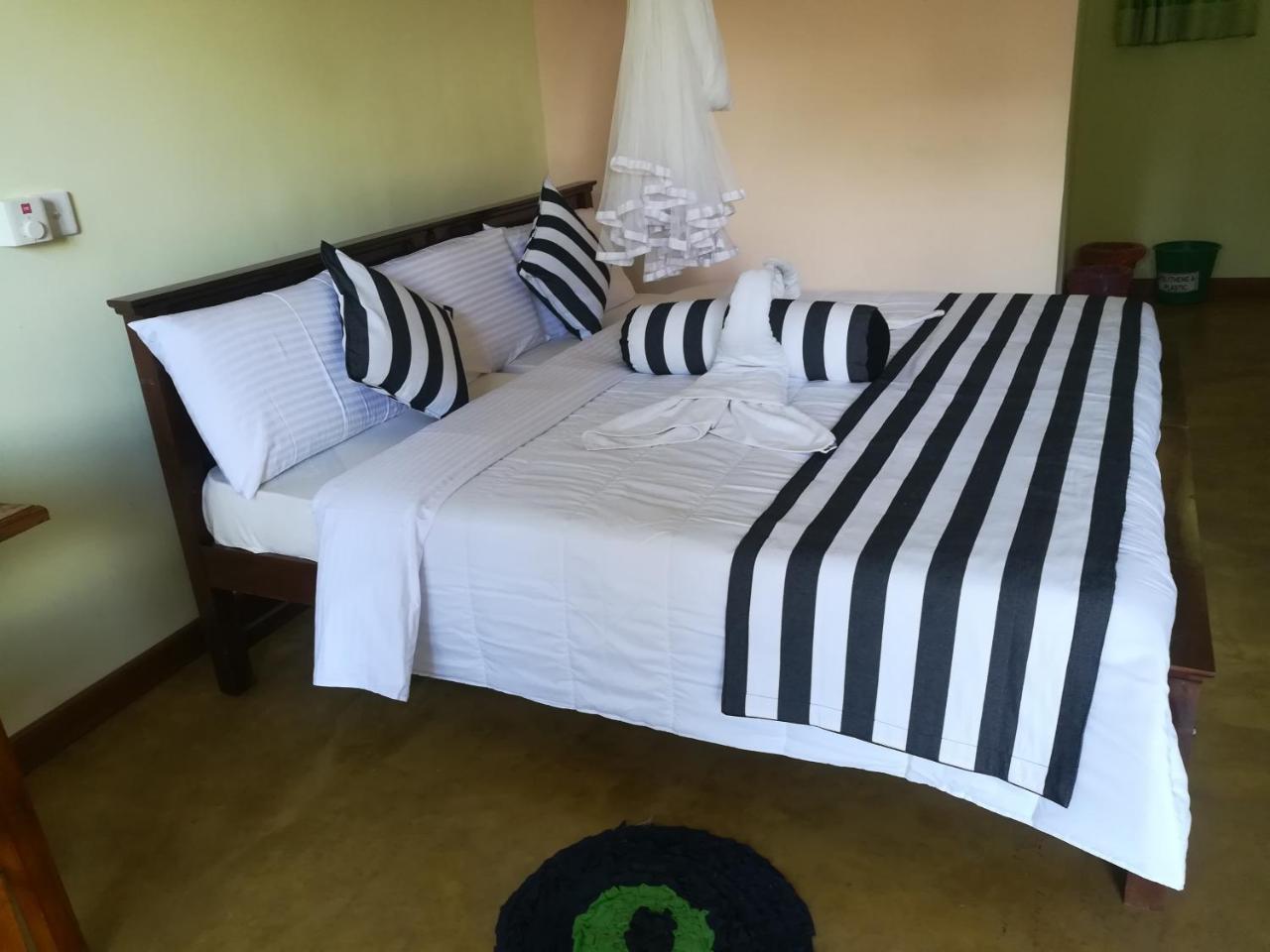 Dinaro Guest Hotel Ella Szoba fotó