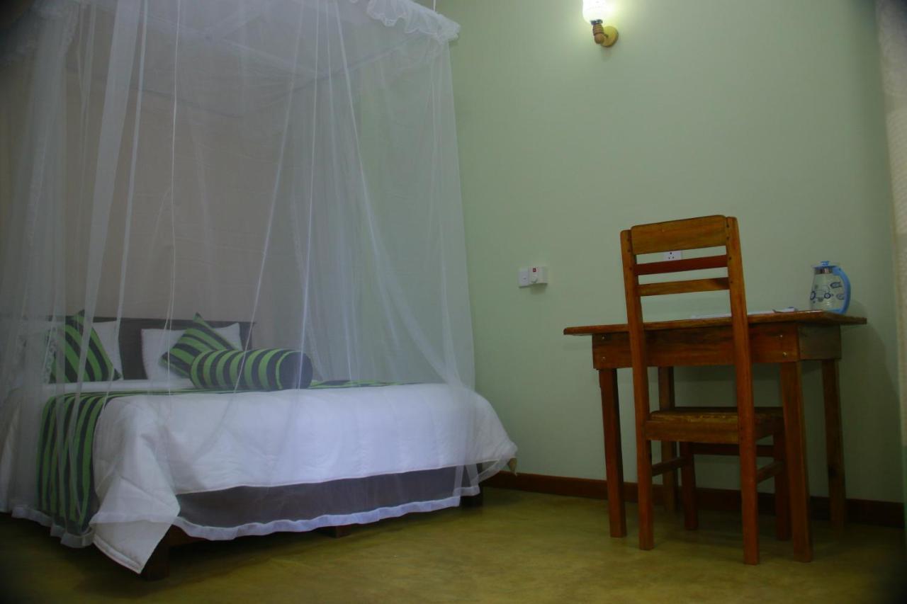 Dinaro Guest Hotel Ella Kültér fotó