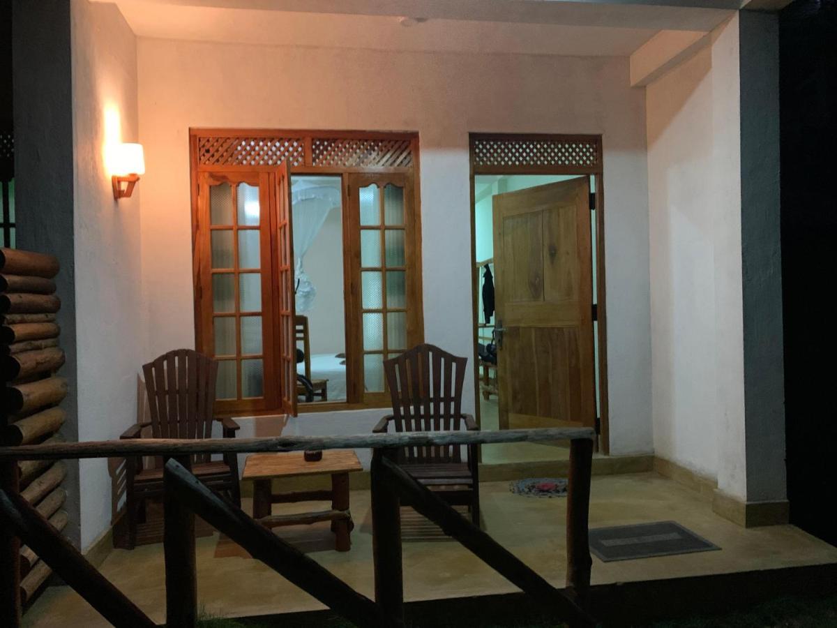 Dinaro Guest Hotel Ella Kültér fotó
